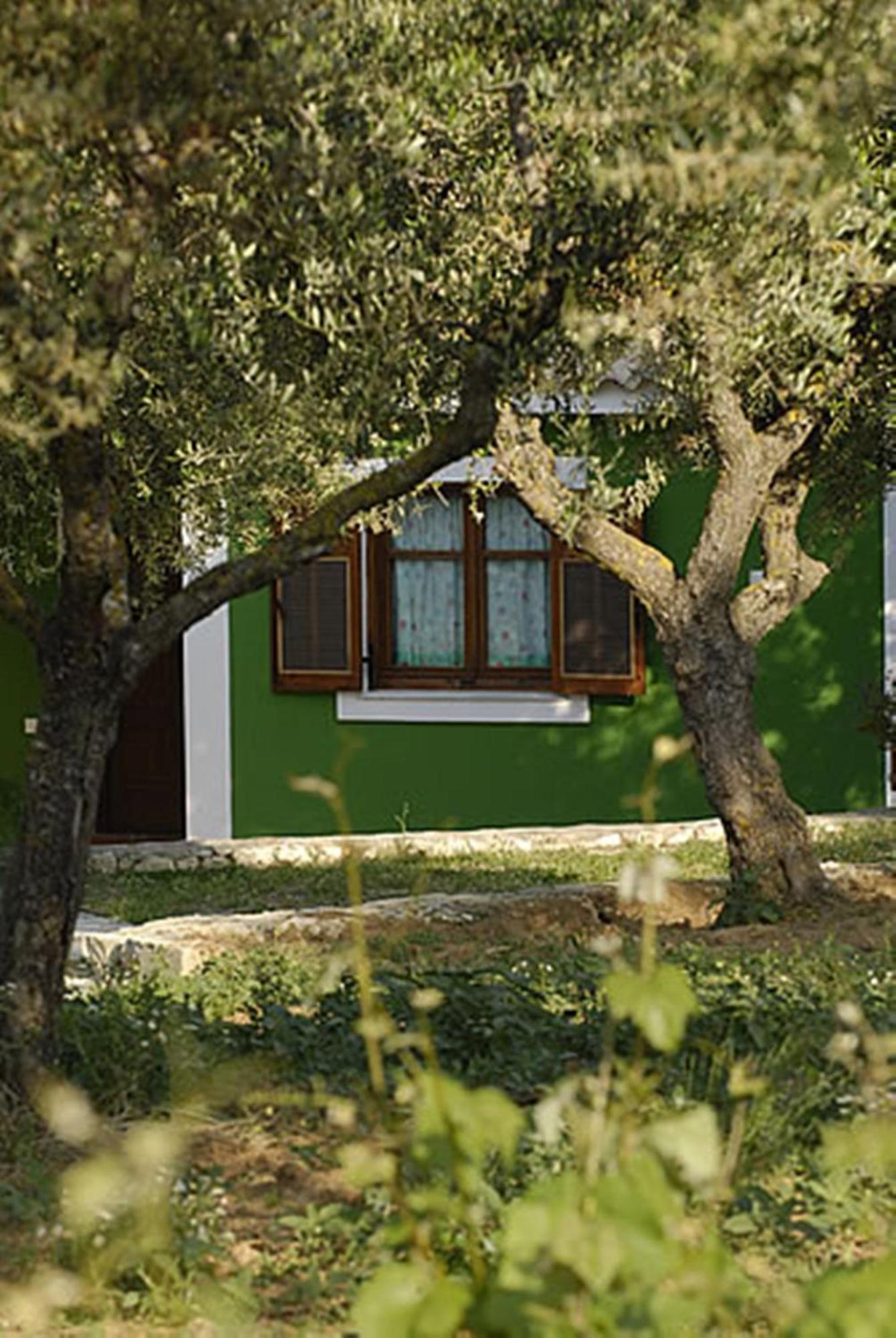 Lithies Farm Vasilikí
